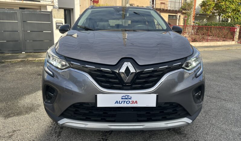 
								Renault Captur 1.3 TCe 140 Intens full									
