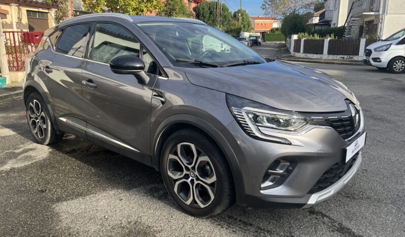
								Renault Captur 1.3 TCe 140 Intens full									
