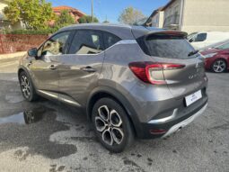 
										Renault Captur 1.3 TCe 140 Intens full									