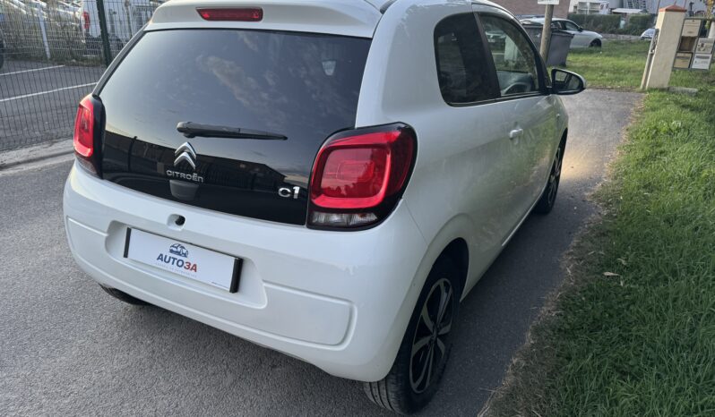 
								CitroënC1 1.2 VTi 82ch Shine full									