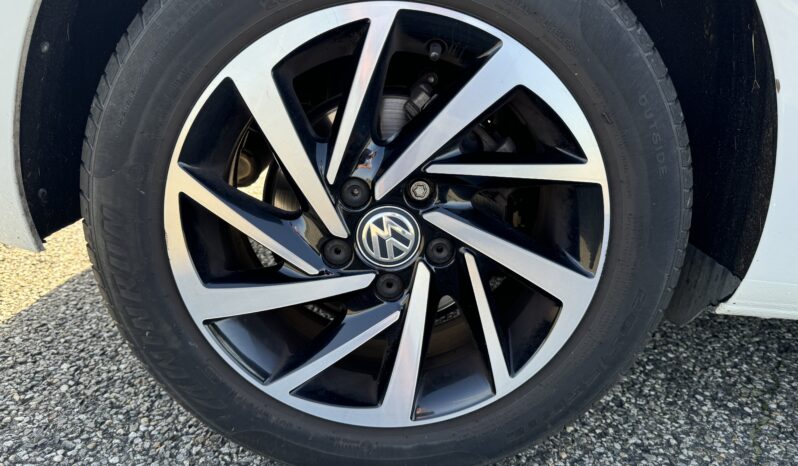 
								Volkswagen Golf 7 full									