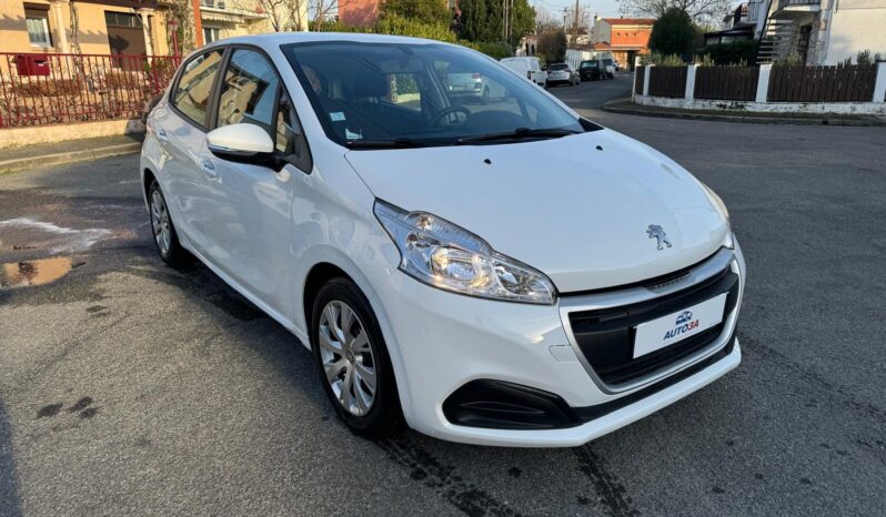 
								Peugeot 208 1.2 Vti 68ch LIKE full									