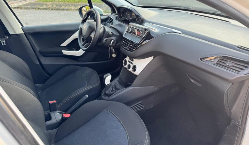 
								Peugeot 208 1.2 Vti 68ch LIKE full									