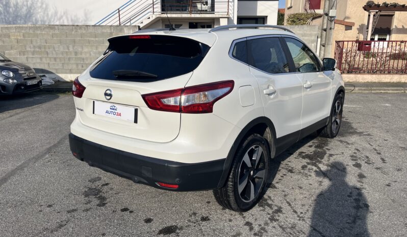 
								Nissans Qashqai N-Connecta 1.2 115ch Toit Panoramique full									