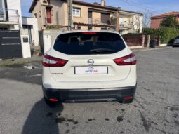 
										Nissans Qashqai N-Connecta 1.2 115ch Toit Panoramique full									