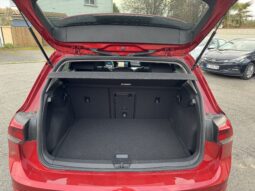 
										Volkswagen Golf VIII 1.5 eTSI 150 DSG full									