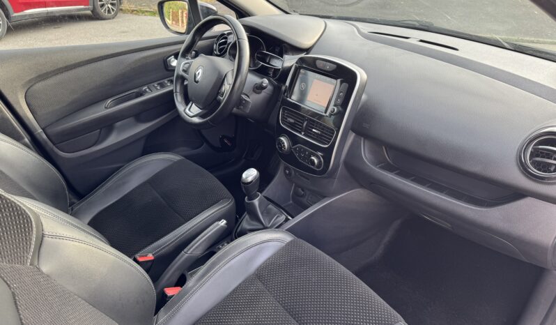 
								Renault Clio IV 1.5 Dci 90 Intens full									