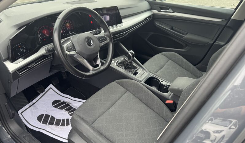 
								Volkswagen Golf VIII (8) Life 1ST 2.0 TDI 115ch full									