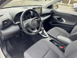 
										Toyota Yaris Hybride 116h dynamique Business full									