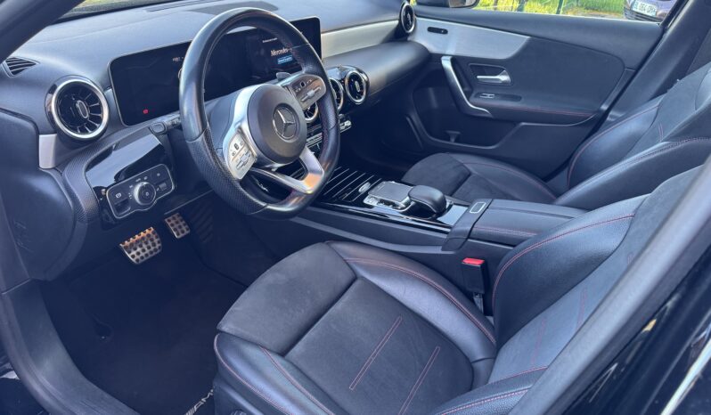 
								Mercedes Classe A 200 AMG Line full									