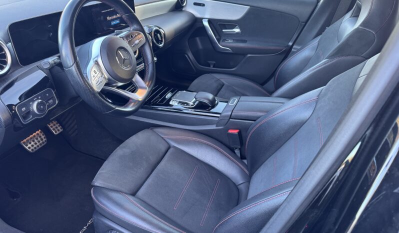 
								Mercedes Classe A 200 AMG Line full									