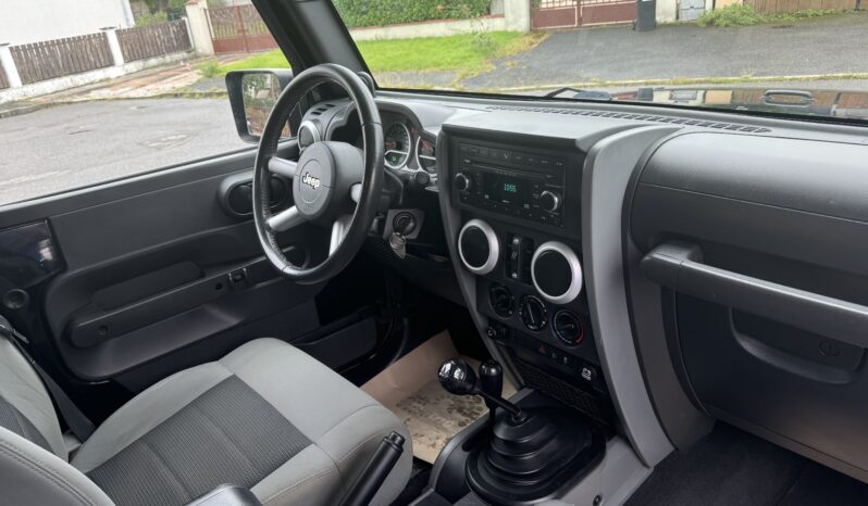 
								Jeep Wrangler UNLIMITED 2.8 CRD 16v 177ch full									