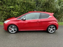 
										Peugeot 208 GTI 1.6 THP 200cv full									