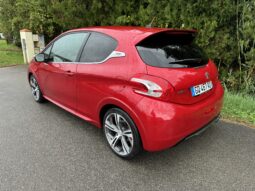 
										Peugeot 208 GTI 1.6 THP 200cv full									