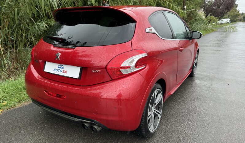 
								Peugeot 208 GTI 1.6 THP 200cv full									