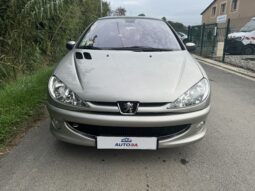 
										Peugeot 206 1.4 16v 90cv finition Roland Garros full									