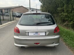 
										Peugeot 206 1.4 16v 90cv finition Roland Garros full									